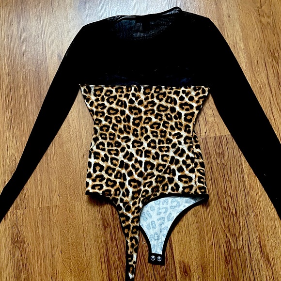 Forever 21 leopard bodysuit - Picture 2 of 4